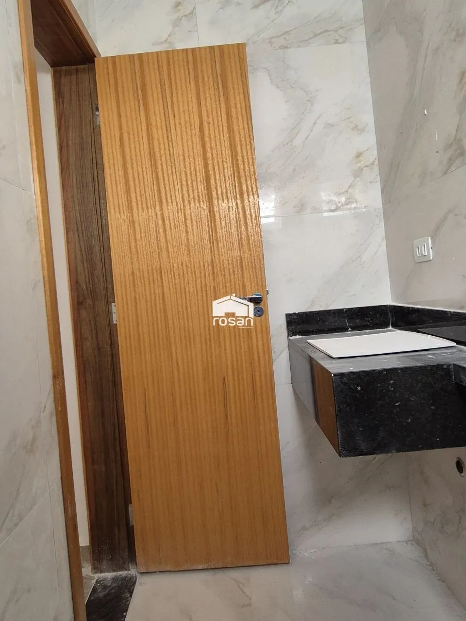 Lavabo Sobrado Residencial Danillo